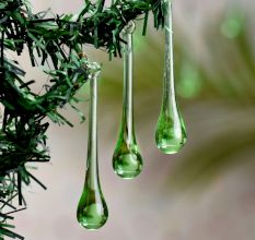 Green Glass Chandelier Drop Ornaments - Christmas Tree Ornaments - Set of 20